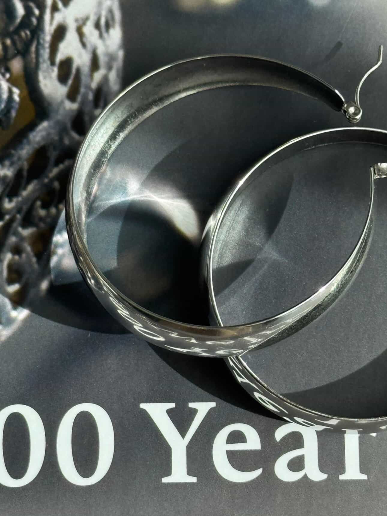 The Mira Hoops