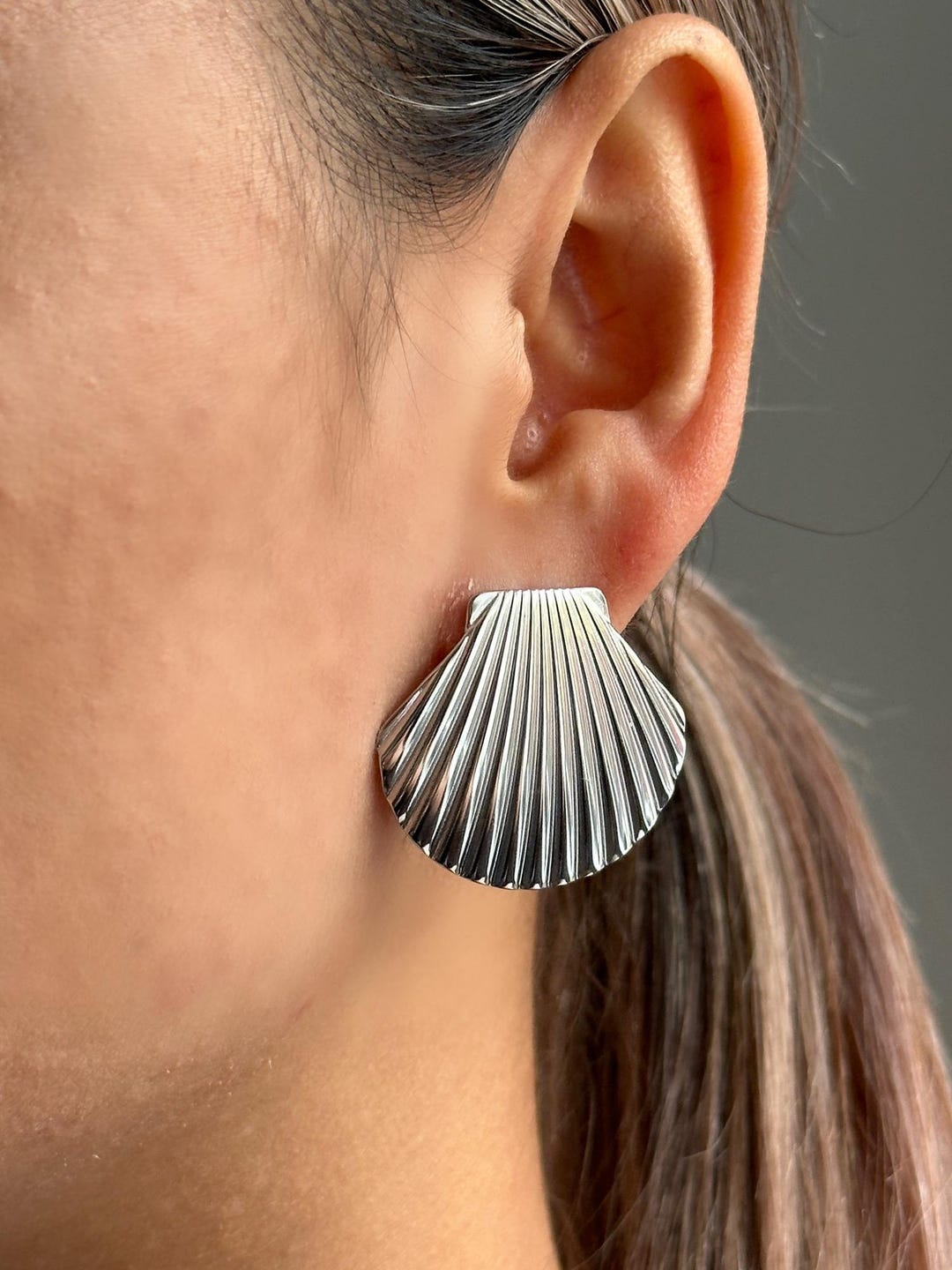 Arielle Studs