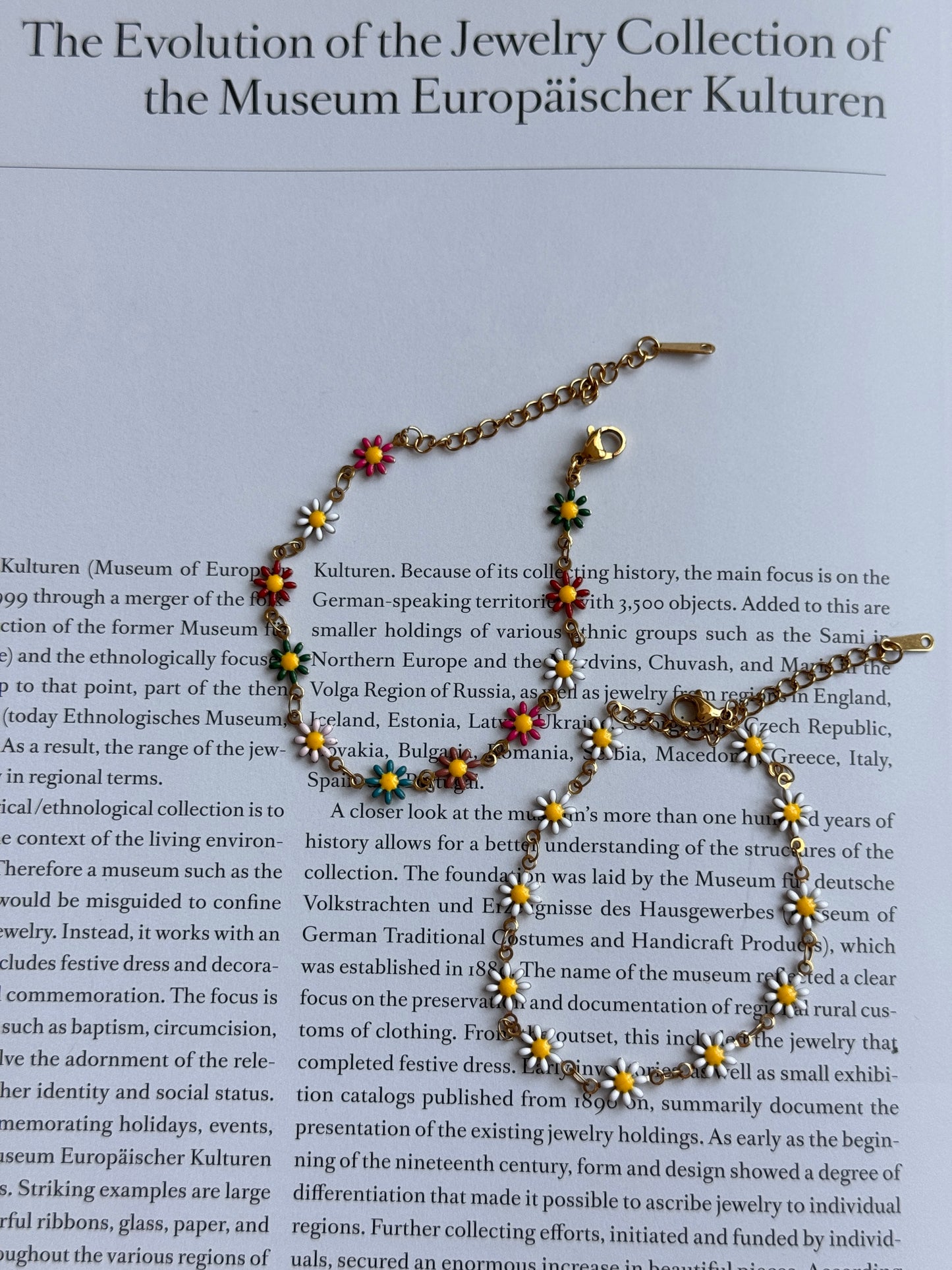 Minimalist Daisy Bracelet