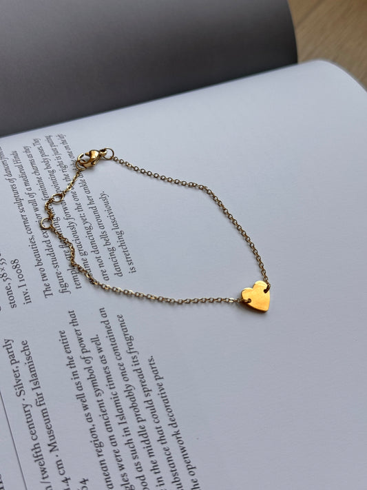 Minimalist Heart Bracelet