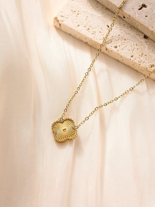 The Clover Set
