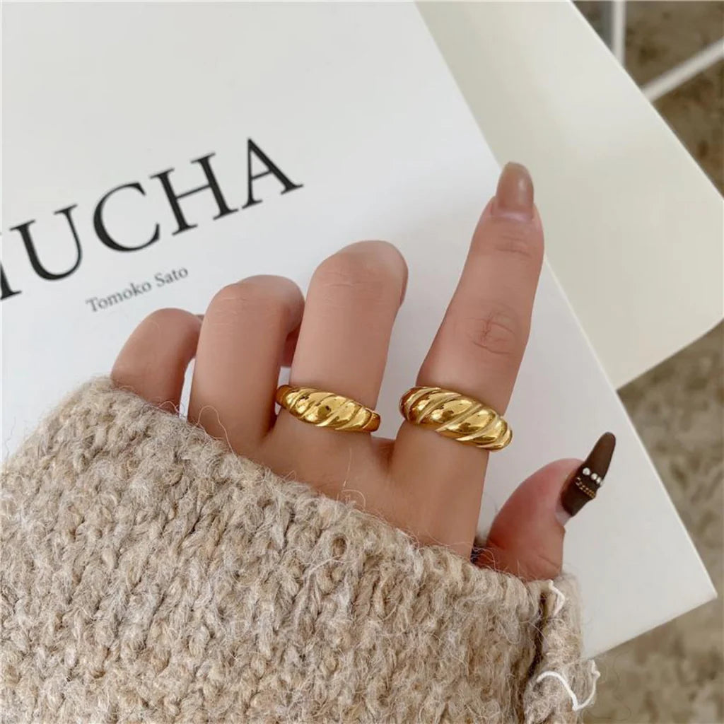 Croissant Ring