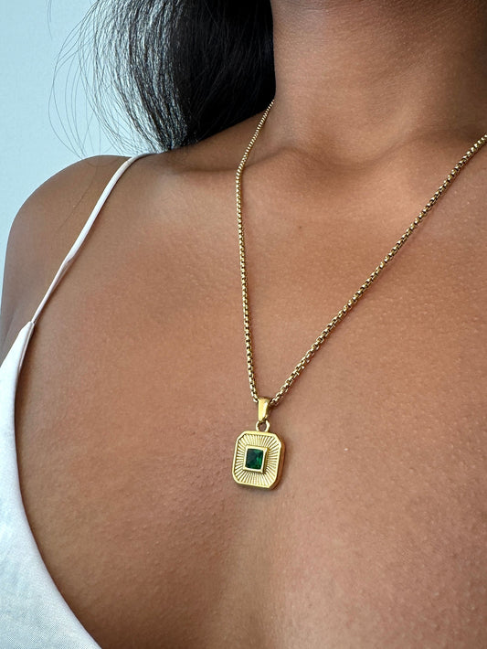 Vintage Gemstone Necklace