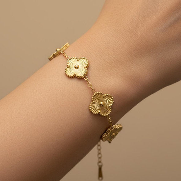 The Clover Set